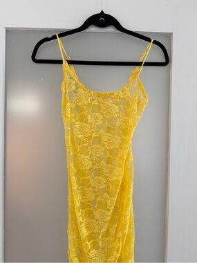 Indah Yellow Lace Dress